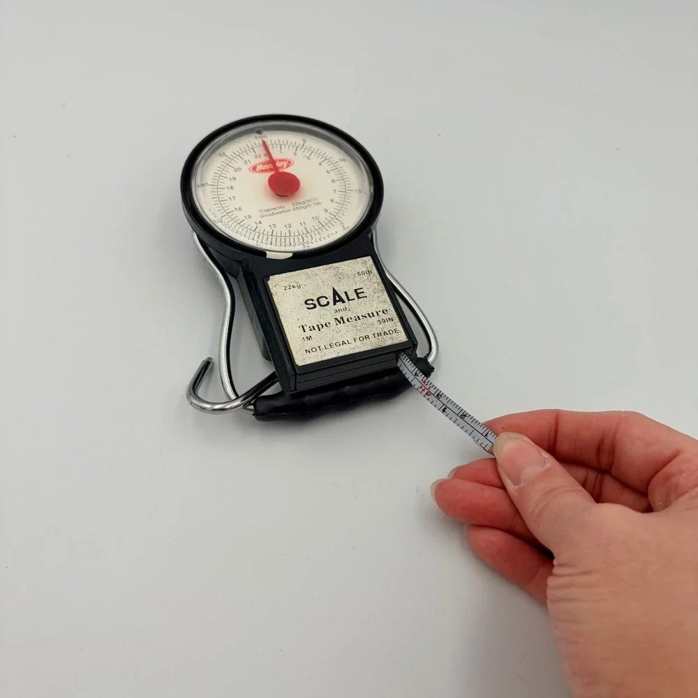 Berkley Scale and Tape Measure Fishing Luggage Weight Hook - Picture 5 of 7
